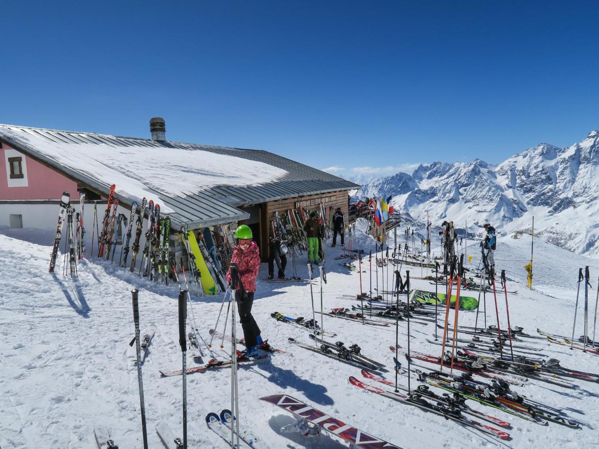 Contemporary Apartment In Breuil Cervinia Near Ski Area Bagian luar foto