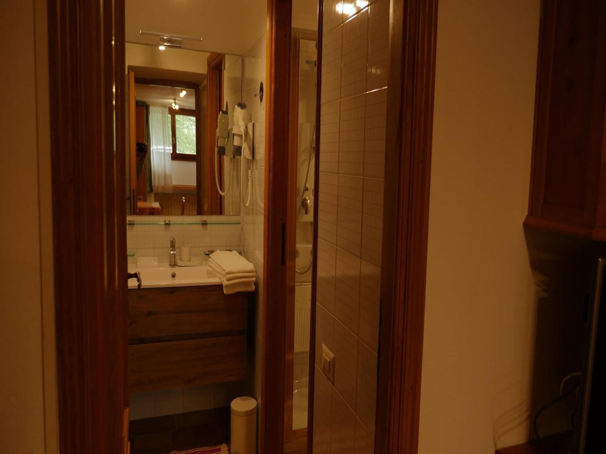 Contemporary Apartment In Breuil Cervinia Near Ski Area Bagian luar foto